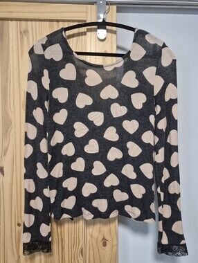 Rinascimento Heart-Pattern Top with Lace-trim Cuffs
